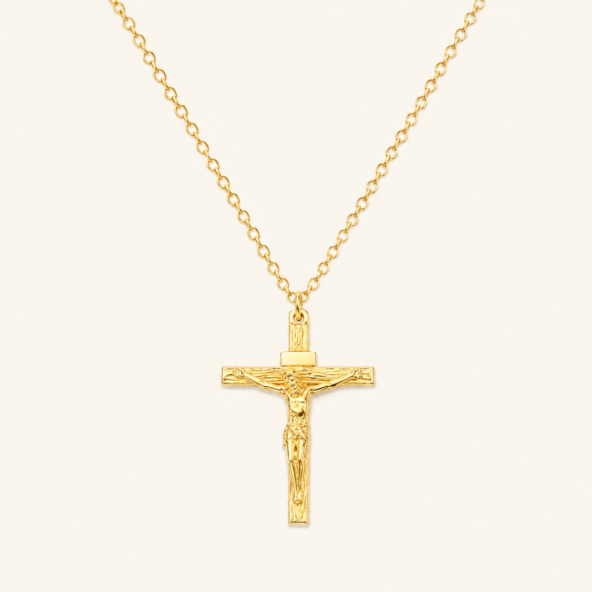 Collier Crucifix en finition Or - Croix Catholique