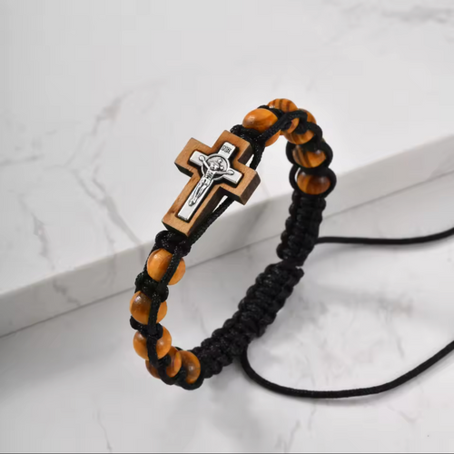 Bracelet Chrétien en Bois avec Crucifix